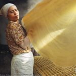 tessa_bunney_noodle_making